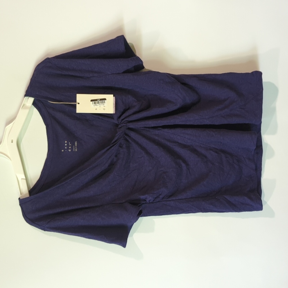 Women's Short Sleeve Scrunch Top - A New Day